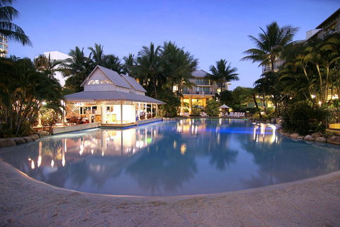 Novotel Cairns Oasis Resort - Accommodation Ballina 28