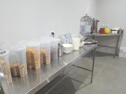 YAL Cairns - A Motel That Makes A Difference - Accommodation Ballina 16