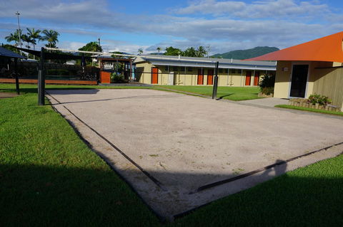 YAL Cairns - A Motel That Makes A Difference - Accommodation Ballina 6