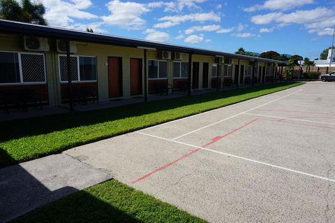 YAL Cairns - A Motel That Makes A Difference - Accommodation Ballina 41