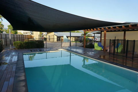 YAL Cairns - A Motel That Makes A Difference - Accommodation Ballina 28