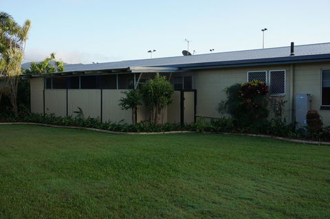 YAL Cairns - A Motel That Makes A Difference - Accommodation Ballina 44