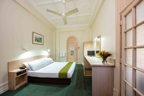 Hides Hotel - Accommodation Ballina 15