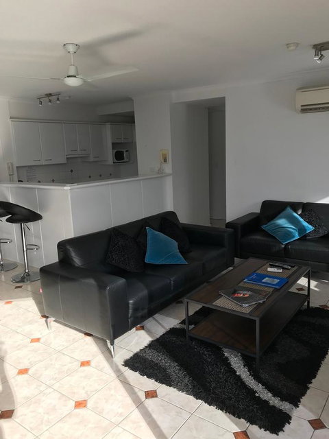 Moorings On Cavill Surfers Paradise - Accommodation Ballina 28