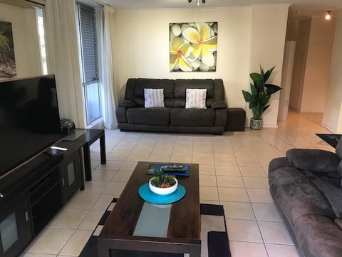 Moorings On Cavill Surfers Paradise - Accommodation Ballina 19