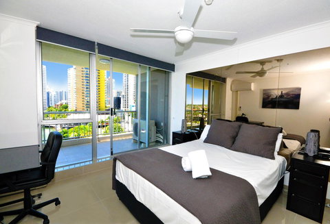 Moorings On Cavill Surfers Paradise - Accommodation Ballina 31