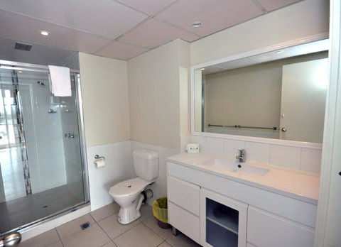 Moorings On Cavill Surfers Paradise - Accommodation Ballina 29