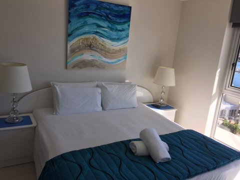 Moorings On Cavill Surfers Paradise - Accommodation Ballina 6