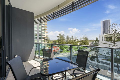 Oracle, 2 & 3 Bedroom Apartments - We Accommodate - Accommodation Ballina 6