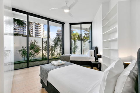 Oracle, 2 & 3 Bedroom Apartments - We Accommodate - Accommodation Ballina 12