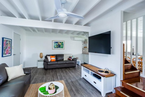 Wayfarers Beachouse - Rainbow Beach, Everything You Need, Just Metres To The Beach - Accommodation Ballina 2