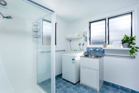 Wayfarers Beachouse - Rainbow Beach, Everything You Need, Just Metres To The Beach - Accommodation Ballina 1