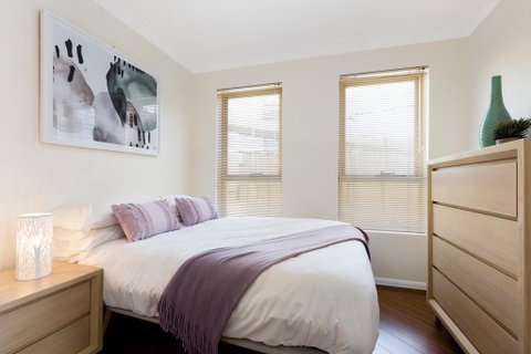 Woolloomooloo Modern Apartment 12BRK - Accommodation Ballina 2