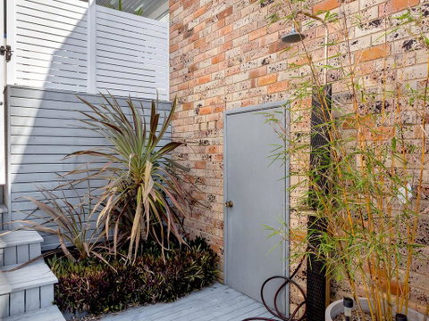 Yenangoon - Walking Together@ Corlette - Accommodation Ballina 3