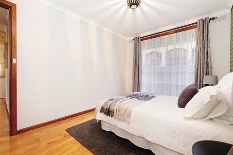 Your Ballarat Home - Accommodation Ballina 3