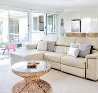 Relax at Bokarina Beach House Walk to Beach Relax by the pool - Accommodation Ballina