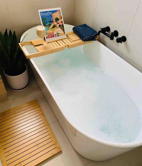 A Cosy And Peaceful Apartment In The Heart Of Yandina - Accommodation Ballina 4