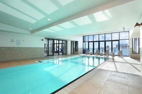 A Modern & Cozy 2BR Apartment With City Views - Accommodation Ballina 2