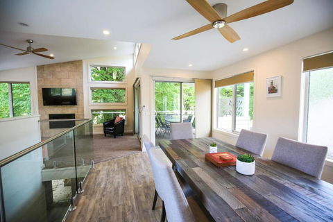 Aberdeen - Accommodation Ballina 0