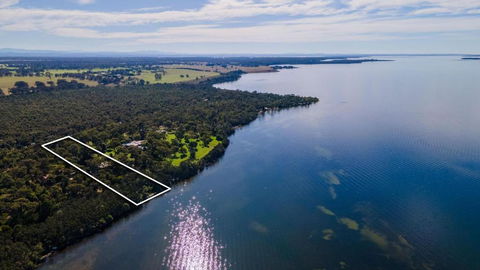 Acacia Lakehouse - Accommodation Ballina 2