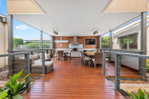 A Rye Retreat - An Entertainers Delight - Accommodation Ballina 1