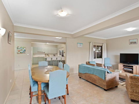 Ajax Avenue 6 - Accommodation Ballina 1