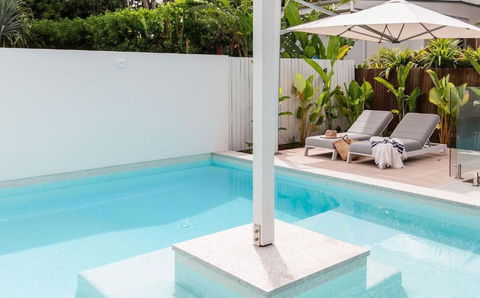 AL Sole - 4 Bedrooms - Pool - Location - Accommodation Ballina 1