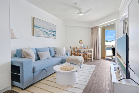 Alexandra Beach Resort Couples Escape - CoastHM - Accommodation Ballina 1