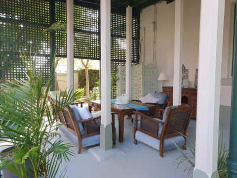 Anglesey House Iconic Forbes CBD Heritage Home - Accommodation Ballina 4