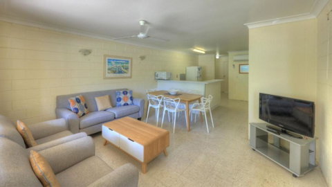 Arcadia Palms 1 - Accommodation Ballina 1