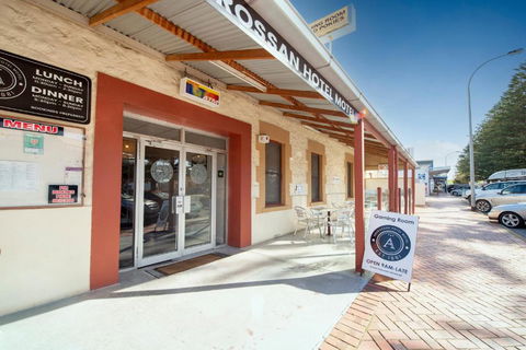 Ardrossan Hotel Motel - Accommodation Ballina 0