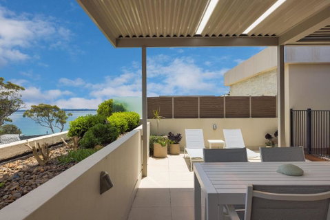 Aura 10 Shoal Bay - Accommodation Ballina 0