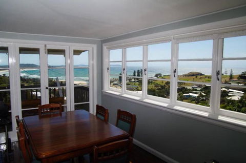 Awesome View, 4 View Street - Accommodation Ballina 2