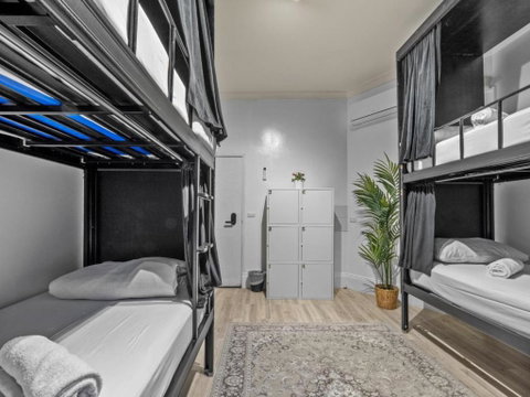 AZZURRO POD HOTEL Darling Harbour- Near ICC - Accommodation Ballina 1