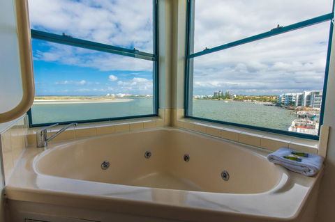 La Promenade - Accommodation Ballina 36