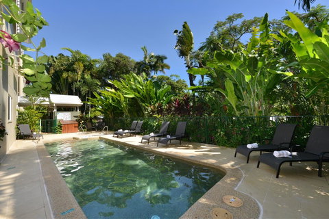 Port Douglas Apartments - Adults Only Oasis - Accommodation Ballina 18