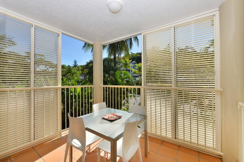 Port Douglas Apartments - Adults Only Oasis - Accommodation Ballina 6
