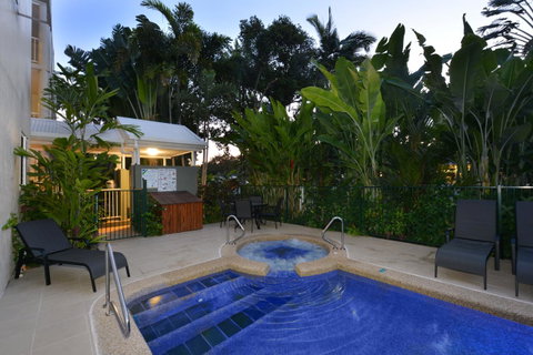 Port Douglas Apartments - Adults Only Oasis - Accommodation Ballina 19