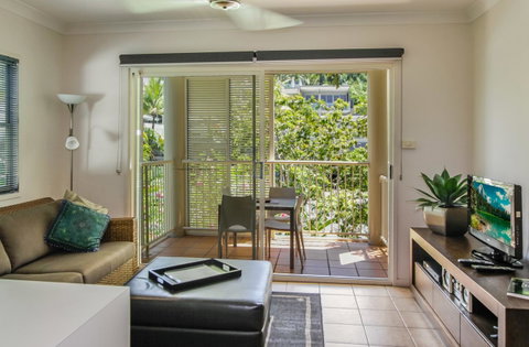 Port Douglas Apartments - Adults Only Oasis - Accommodation Ballina 33
