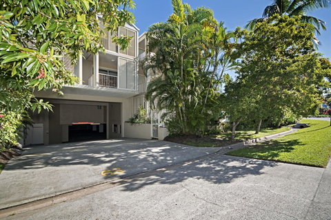 Port Douglas Apartments - Adults Only Oasis - Accommodation Ballina 43