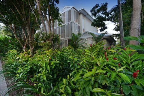 Port Douglas Apartments - Adults Only Oasis - Accommodation Ballina 3