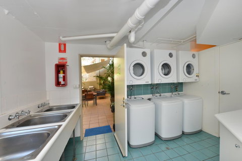 Port Douglas Apartments - Adults Only Oasis - Accommodation Ballina 24