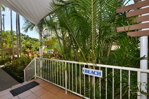 Port Douglas Apartments - Adults Only Oasis - Accommodation Ballina 26