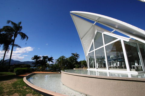 Hilton Cairns - Accommodation Ballina 38