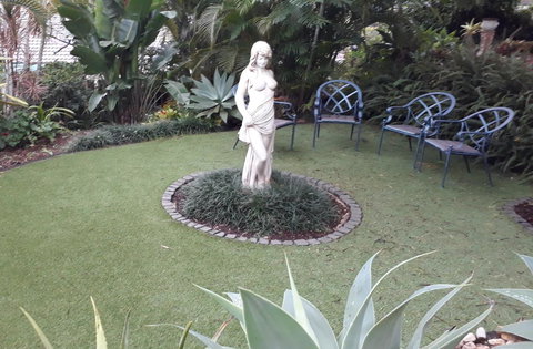 Private Apartment With Scenic Gardens - Accommodation Ballina 1