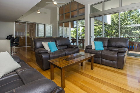 Maggies Beachfront Apartment 5 - Accommodation Ballina 5