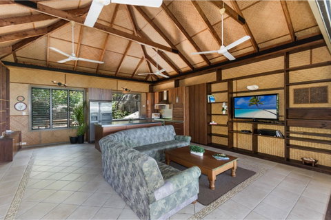 Absolute Beachfront - Accommodation Ballina 7