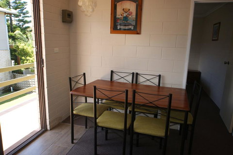 'Bay Dream' Upstairs Unit Three - Accommodation Ballina 1