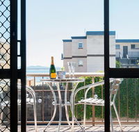 1 'BAHIA' 47 RONALD AVE - GREAT LOCATION WITH FILTERED WATER VIEWS - Accommodation Ballina