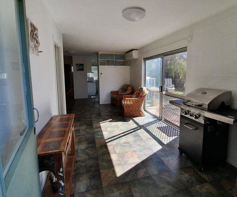 1 Spectrum Street, Rainbow Beach- Close To Shops And Main Beach - Accommodation Ballina 1